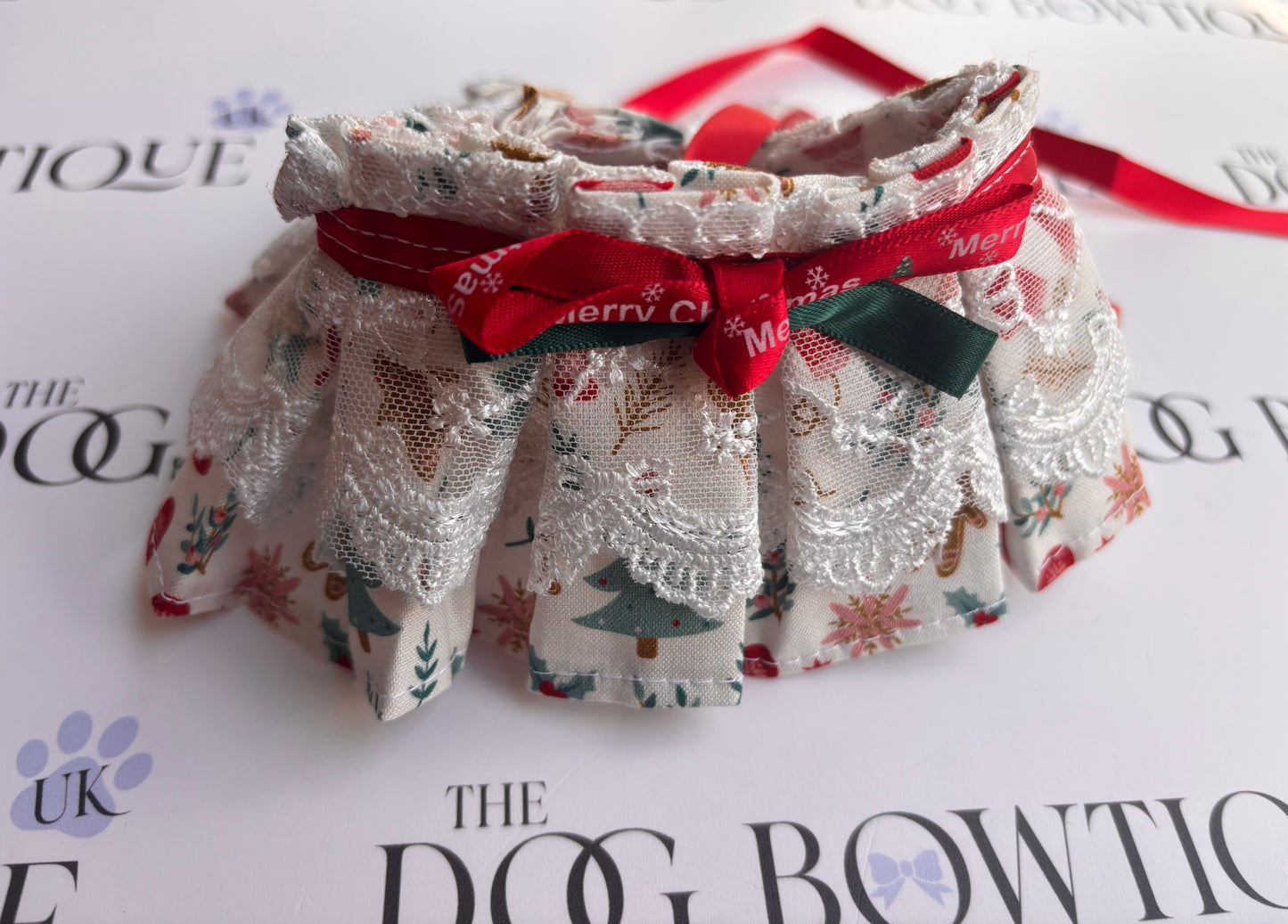 🎄 Merry Xmas Lace Frill Collar  ✨🎀