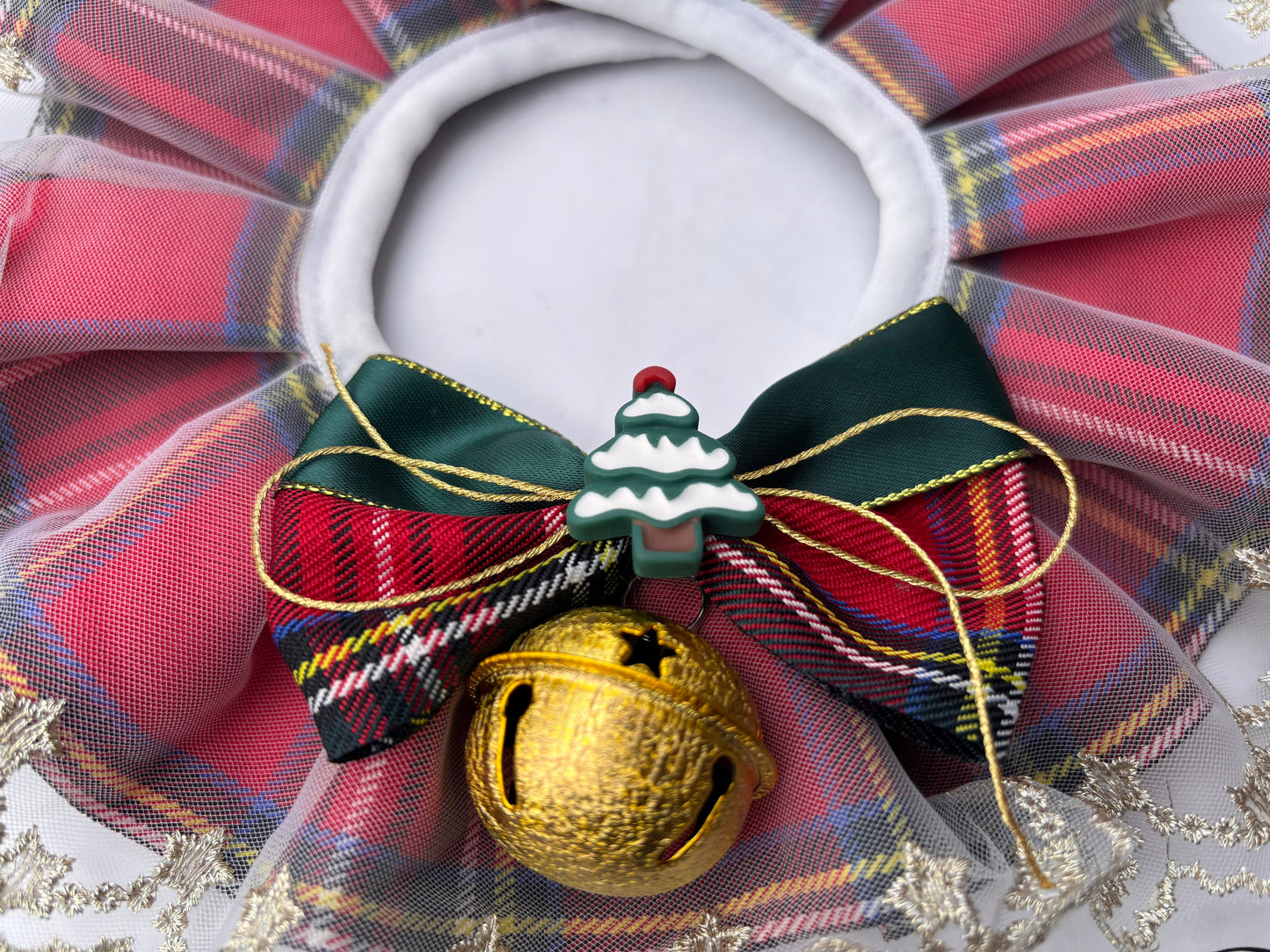 Christmas tartan frill collar